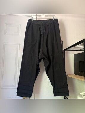 OAK NYC men’s black cotton utility cropped straight leg‎ harem drop crotch pants